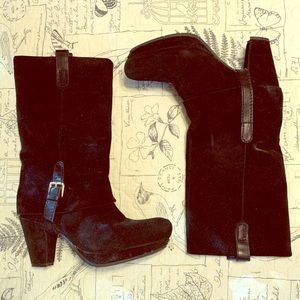 Black Earthies Suede Boots